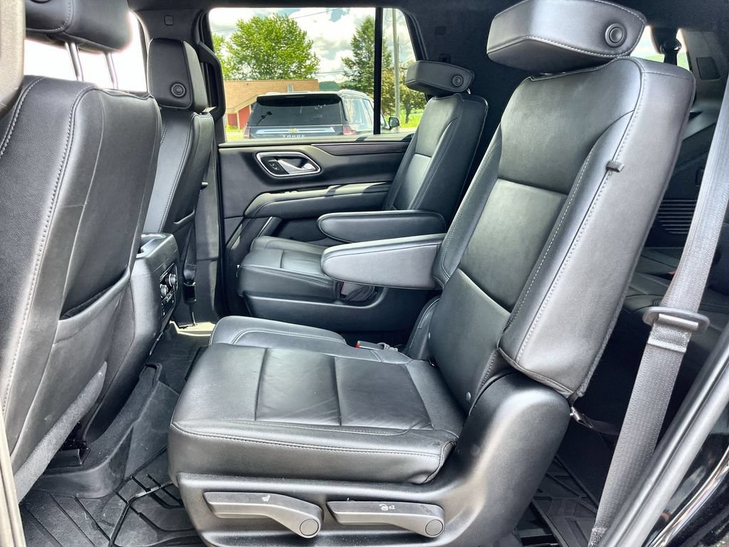 Used 2024 Chevrolet Tahoe Z71 w/ Luxury Package AWD/4WD image 25