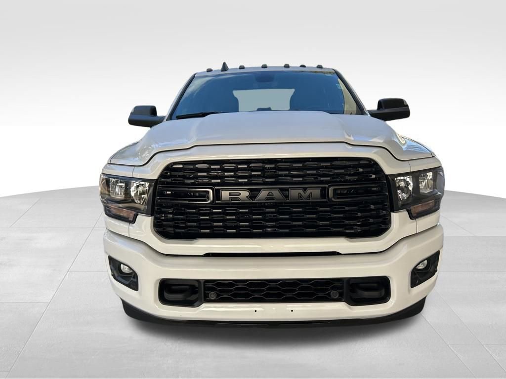 Used 2022 RAM 3500 Big Horn w/ Night Edition image 12