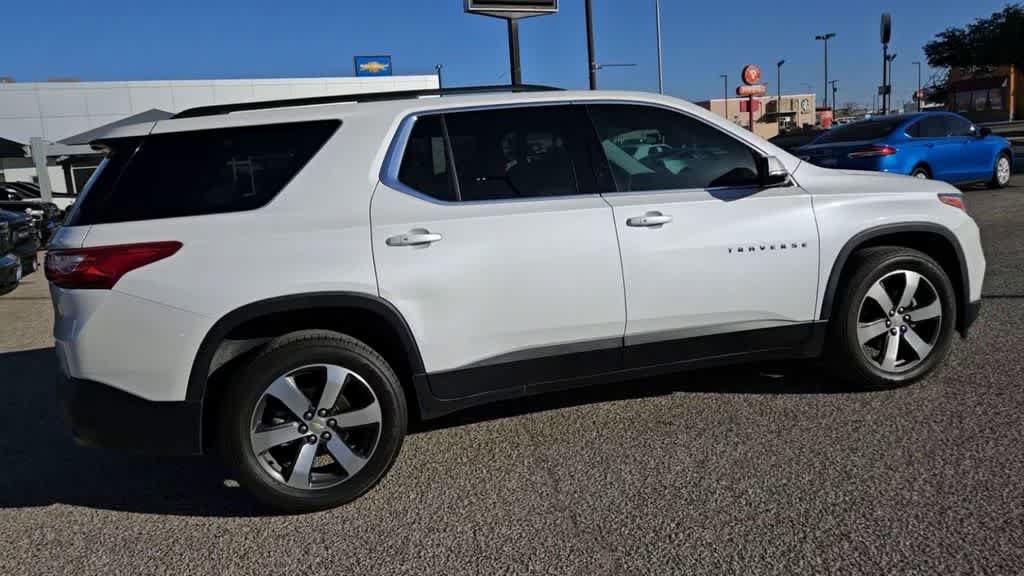 Used 2019 Chevrolet Traverse LT w/ LT Premium Package FWD image 8