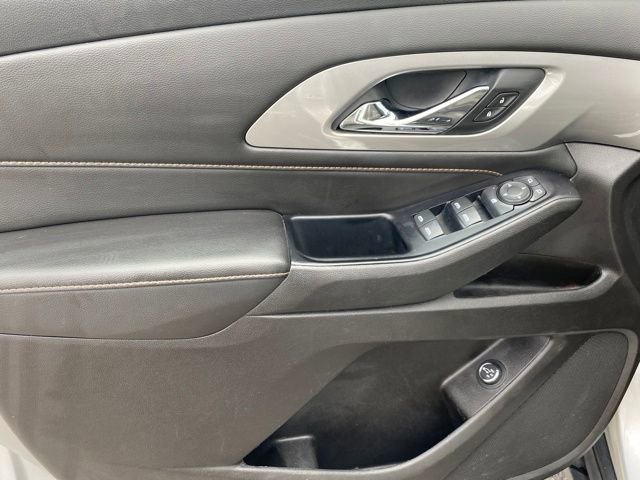 Certified 2019 Chevrolet Traverse LT image 14