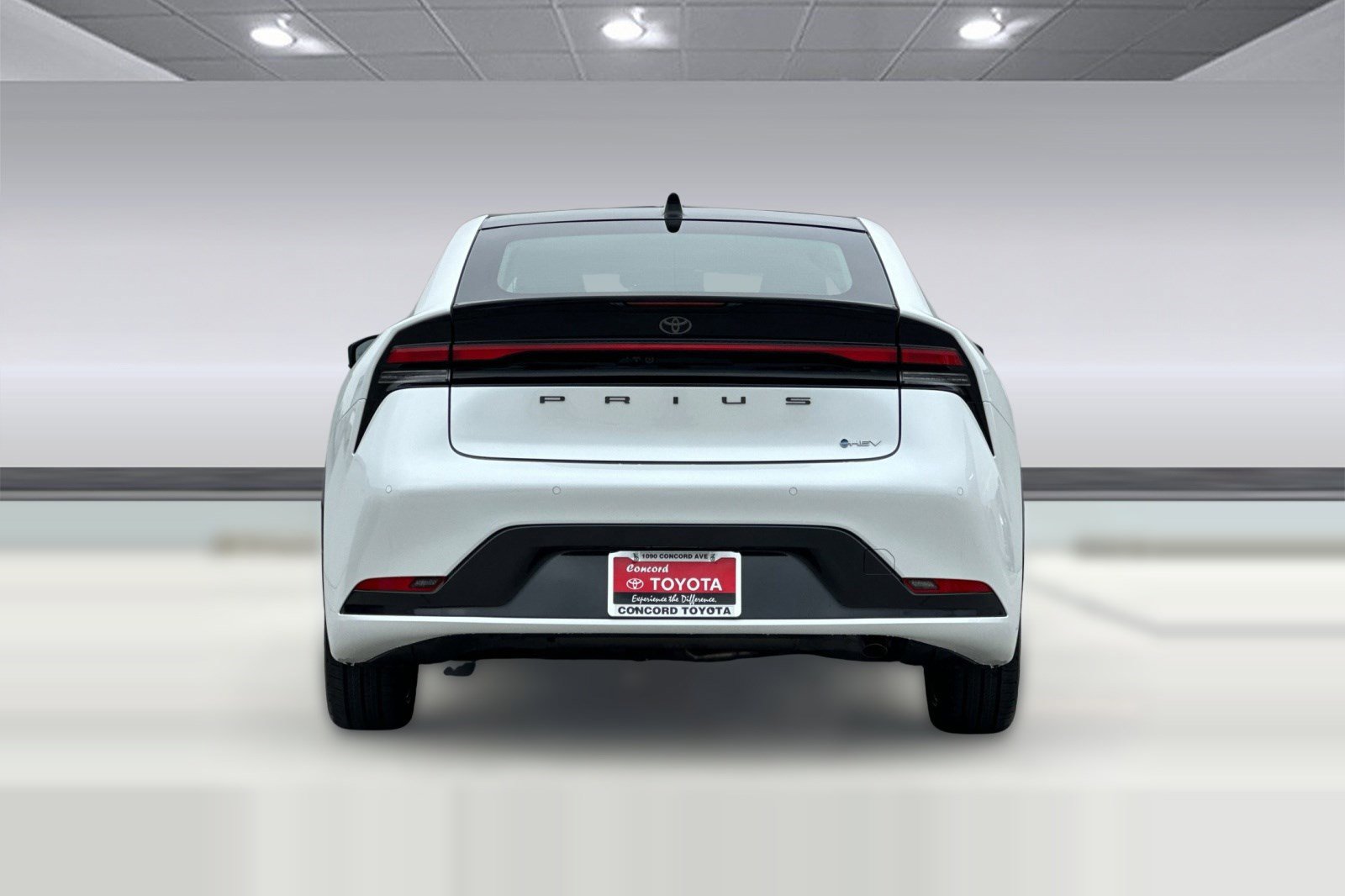 New 2026 Toyota Prius LE image 9