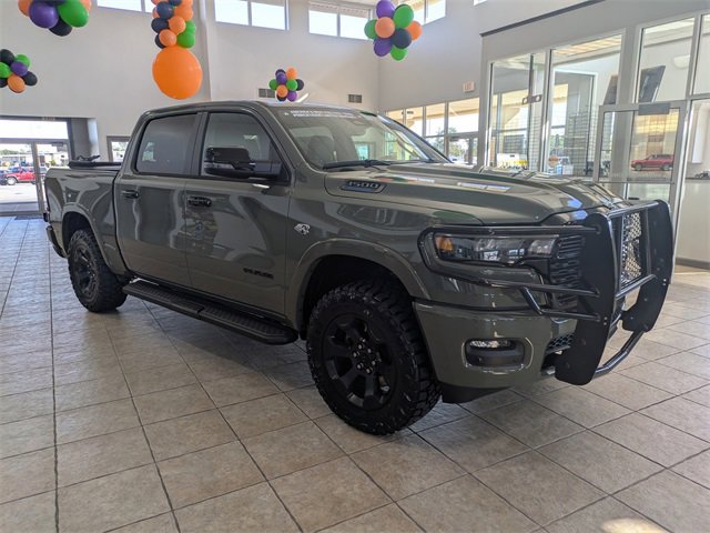 New 2026 RAM 1500 4x4 Crew Cab image 4