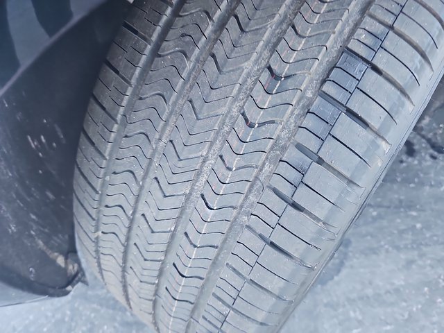 New 2026 Cadillac Vistiq Premium Luxury w/ LPO, Floor Liner Package image 34