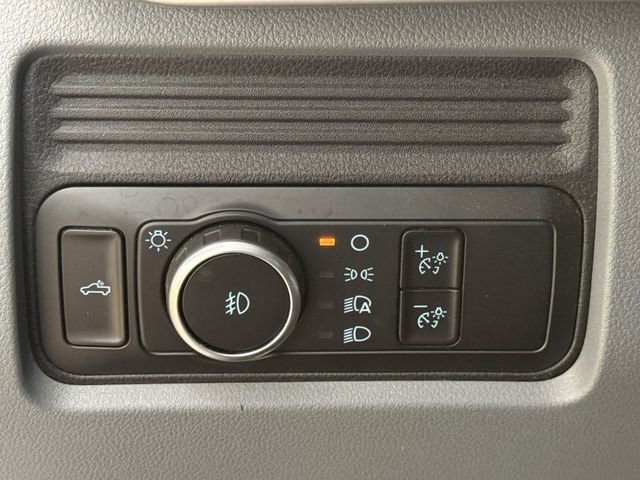 Used 2025 Ford F250 4x4 Crew Cab Super Duty image 24