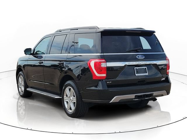 Used 2018 Ford Expedition XLT w/ Equipment Group 202A AWD/4WD image 4