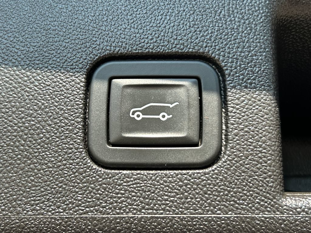 Used 2024 Chevrolet Equinox LT AWD/4WD image 31