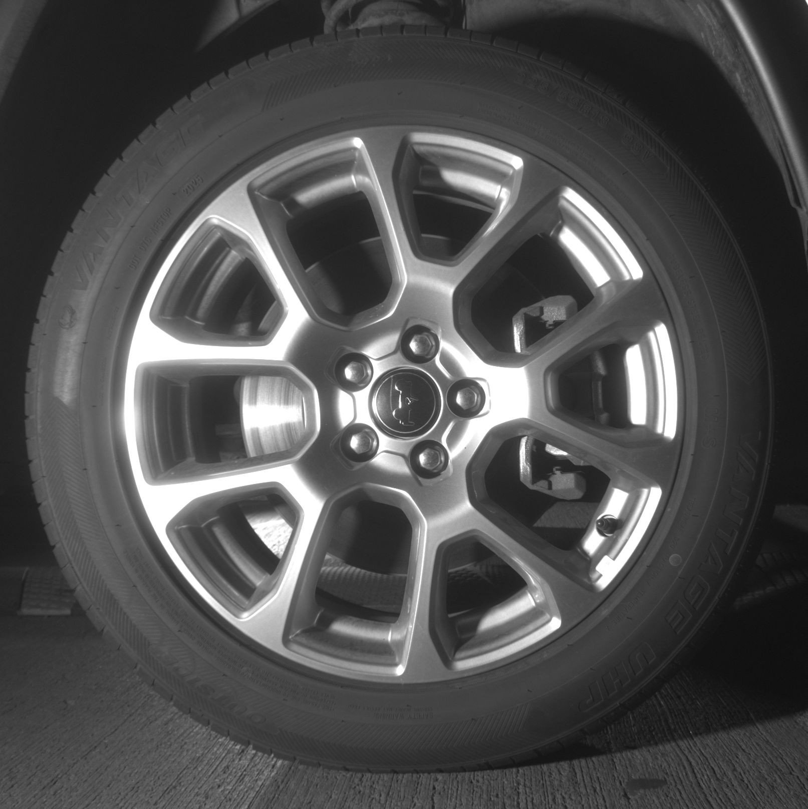 Used 2025 Jeep Compass Limited image 13