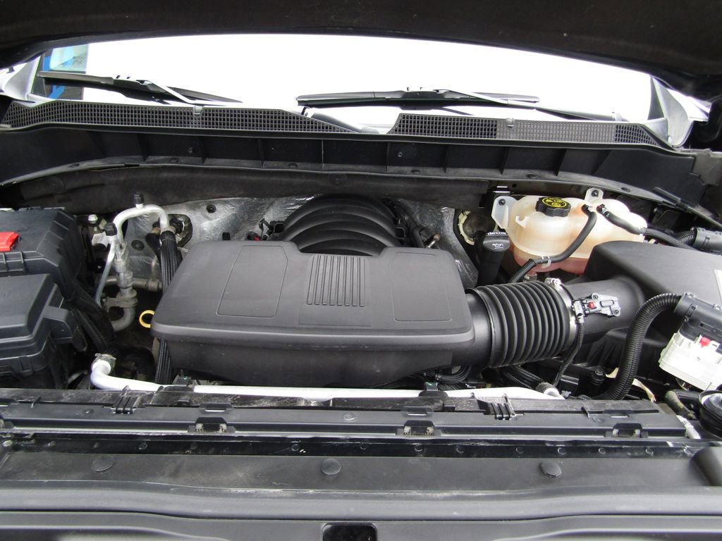 Used 2021 Chevrolet Silverado 1500 LT Trail Boss w/ Convenience Package II image 32