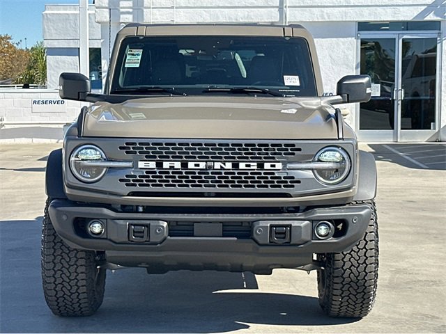 New 2025 Ford Bronco Badlands image 2
