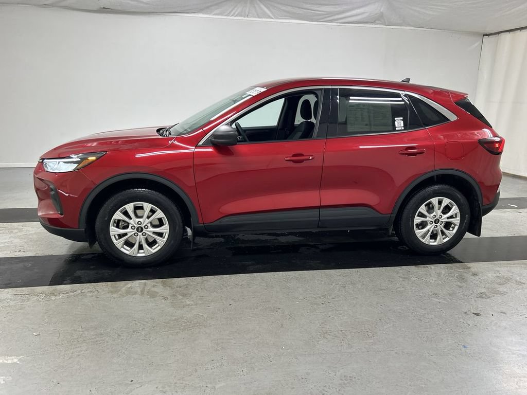 Used 2023 Ford Escape Active AWD/4WD image 6