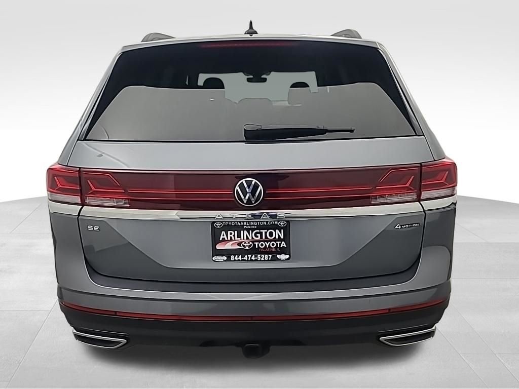 Used 2025 Volkswagen Atlas SE image 5