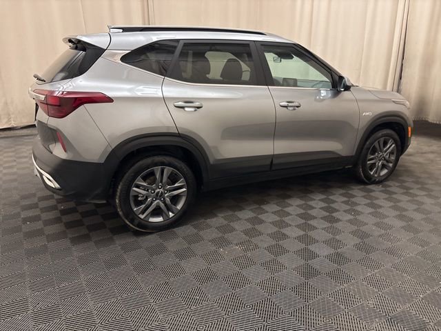 Certified 2023 Kia Seltos S image 4