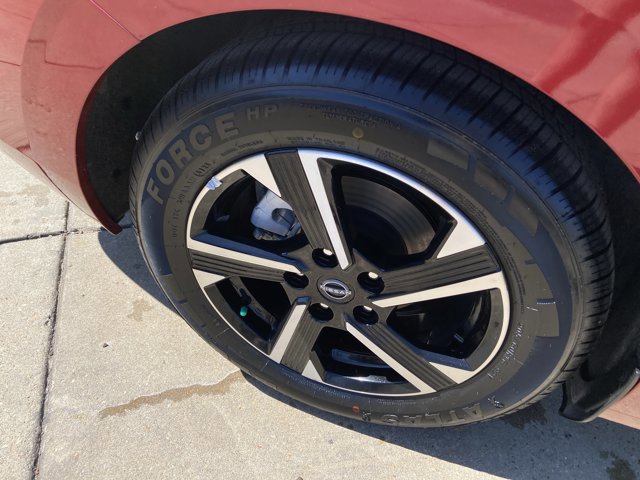 Used 2024 Nissan Sentra SV FWD image 31