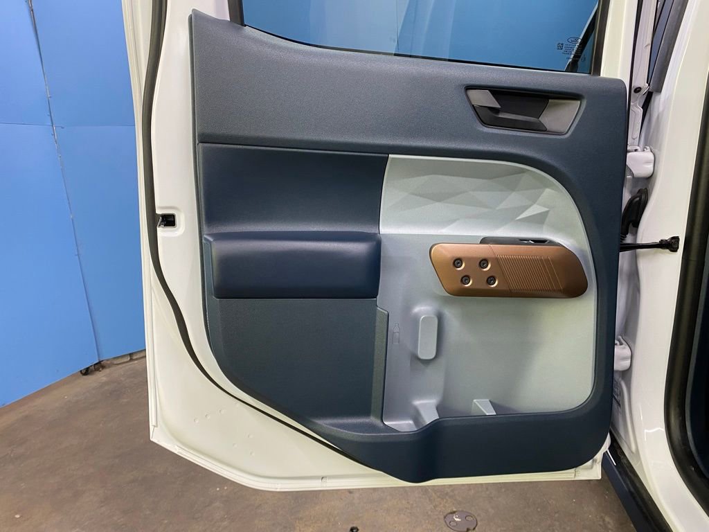 Used 2023 Ford Maverick Lariat image 40