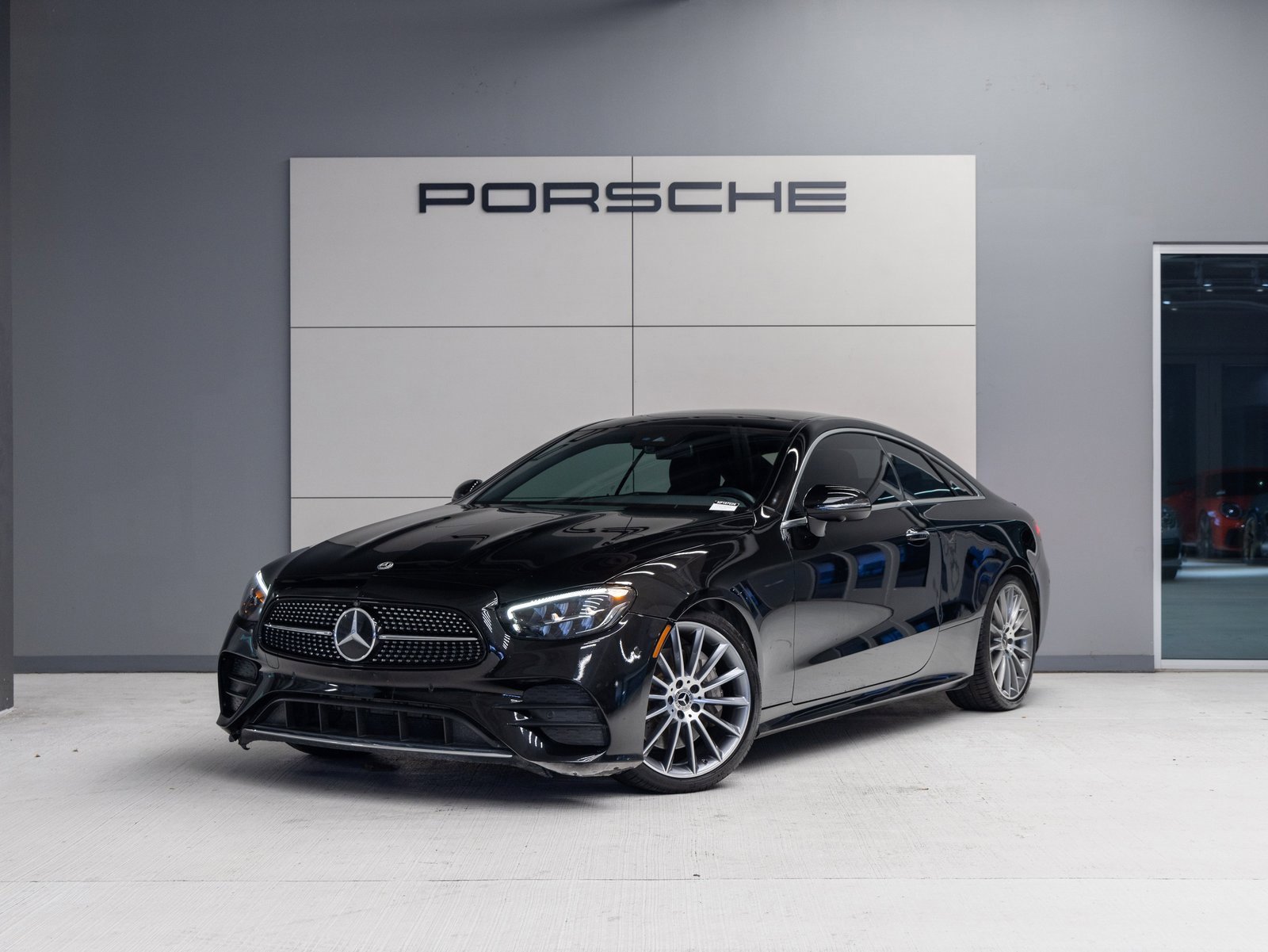 Used 2022 Mercedes-Benz E 450 Coupe image 1