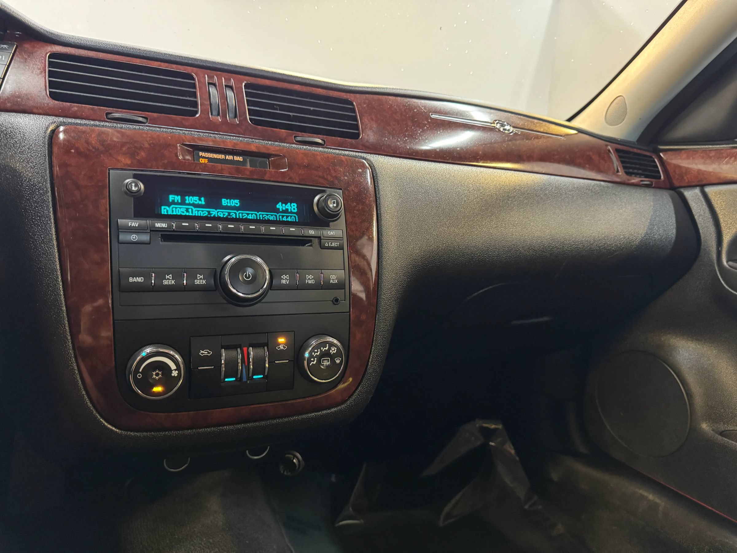 Used 2007 Chevrolet Impala LT w/ Preferred Equipment Group FWD image 18