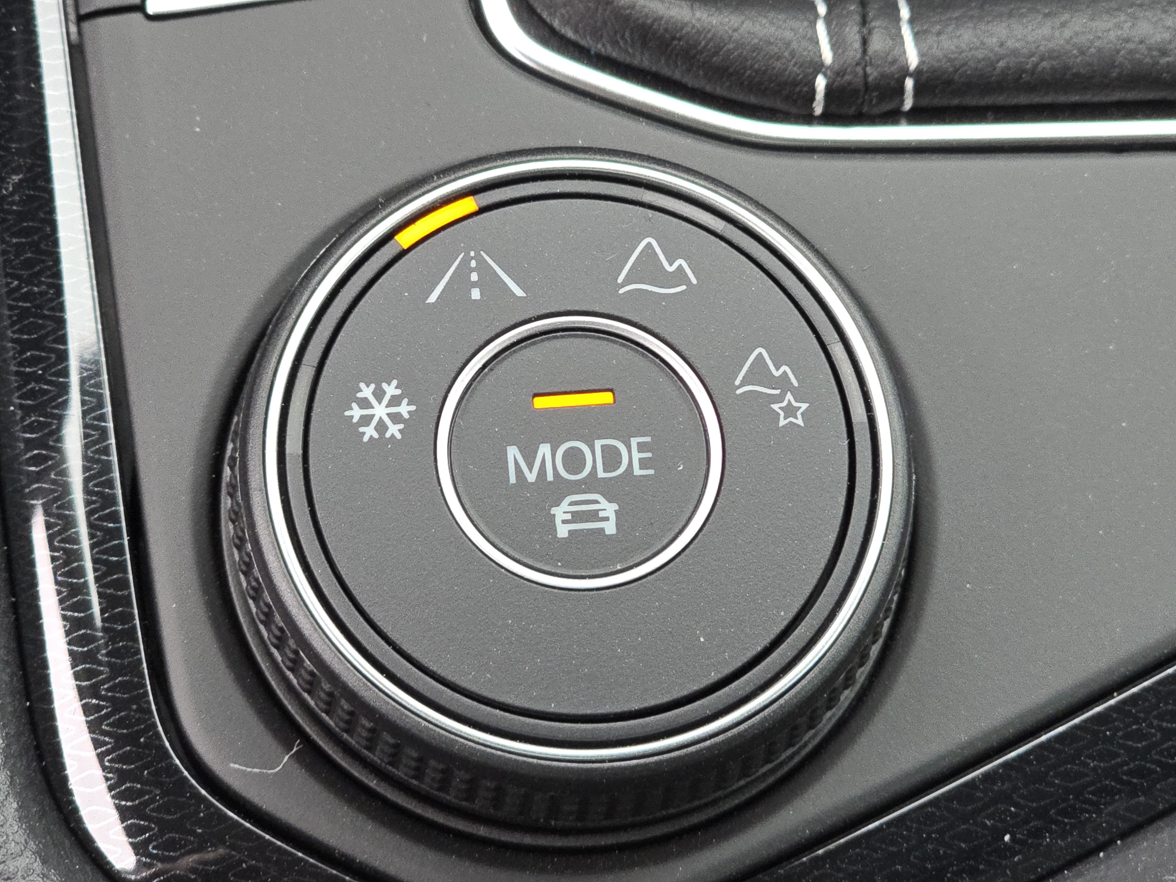 New 2026 Volkswagen Taos SE AWD/4WD image 25