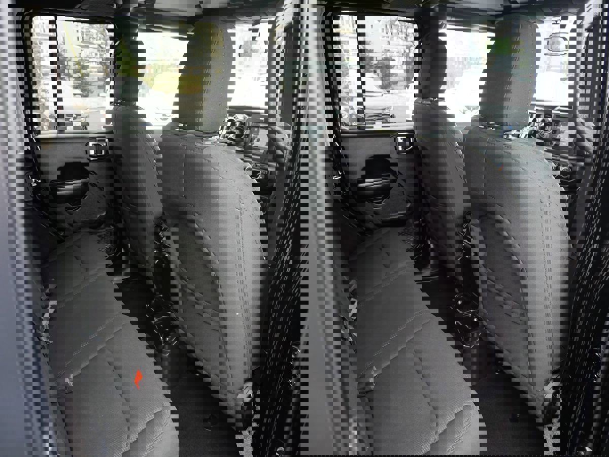 Used 2020 Jeep Wrangler Unlimited Sport S image 25