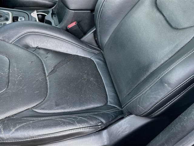 Used 2014 Jeep Cherokee Limited w/ Luxury Group FWD image 25