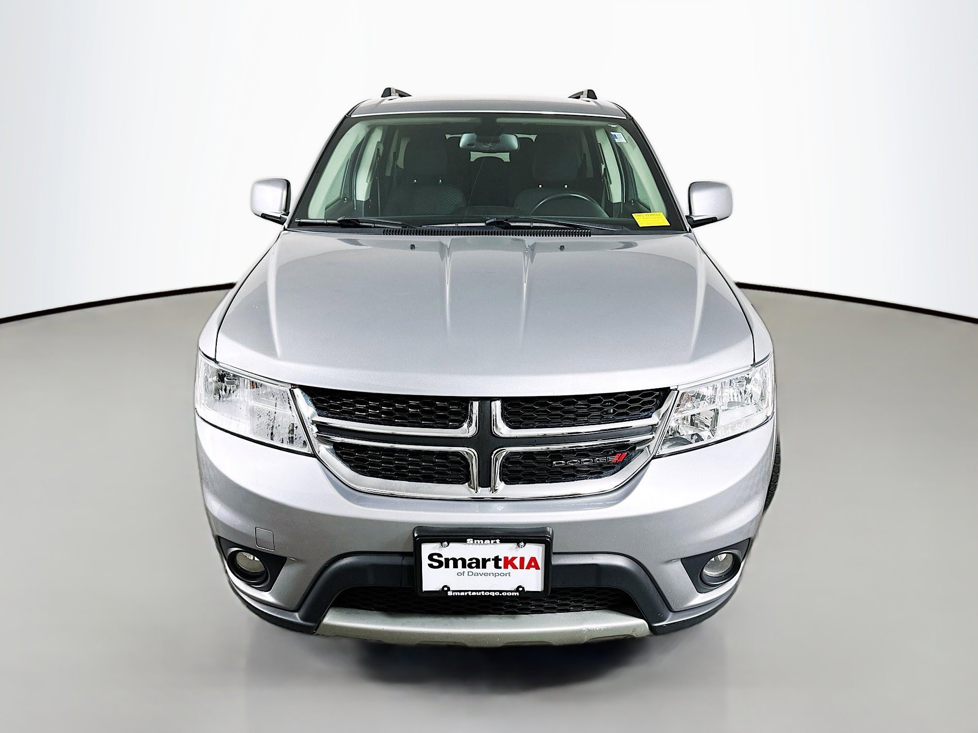 Used 2019 Dodge Journey SE image 2