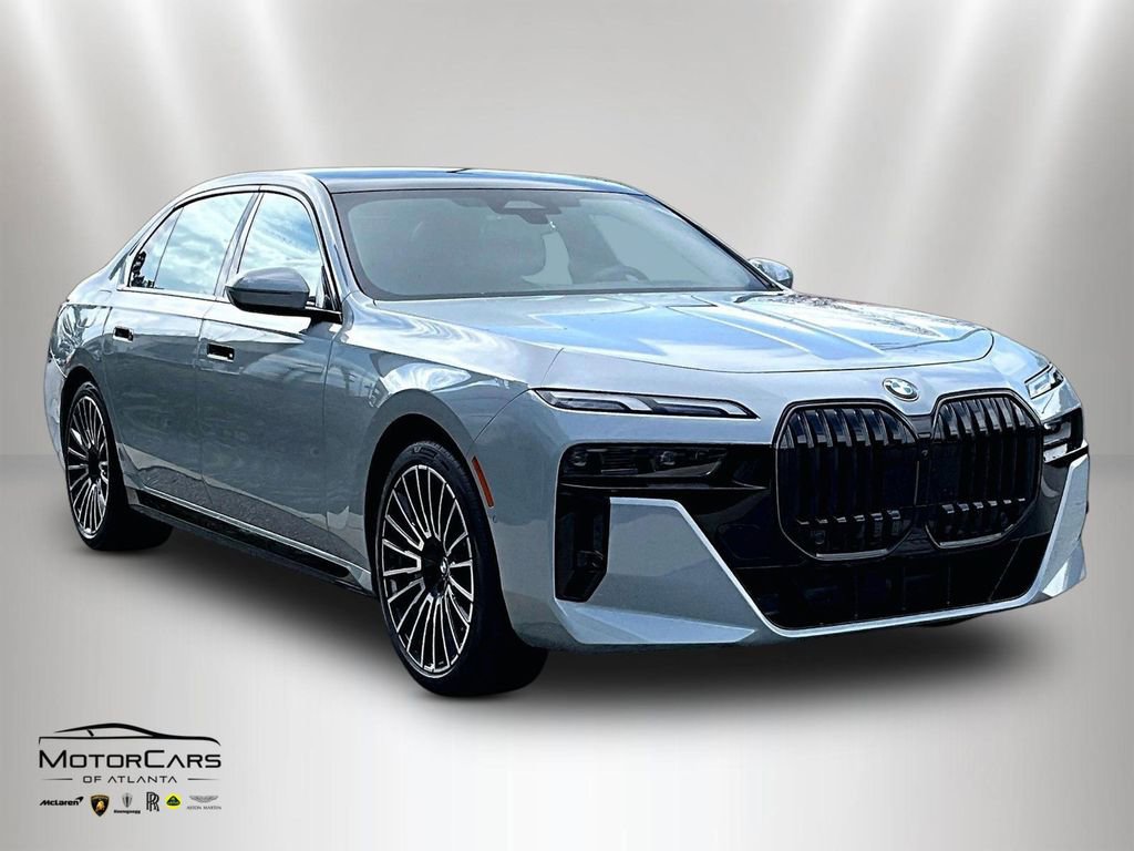 Used 2025 BMW 740i 740i w/ Premium Package image 2