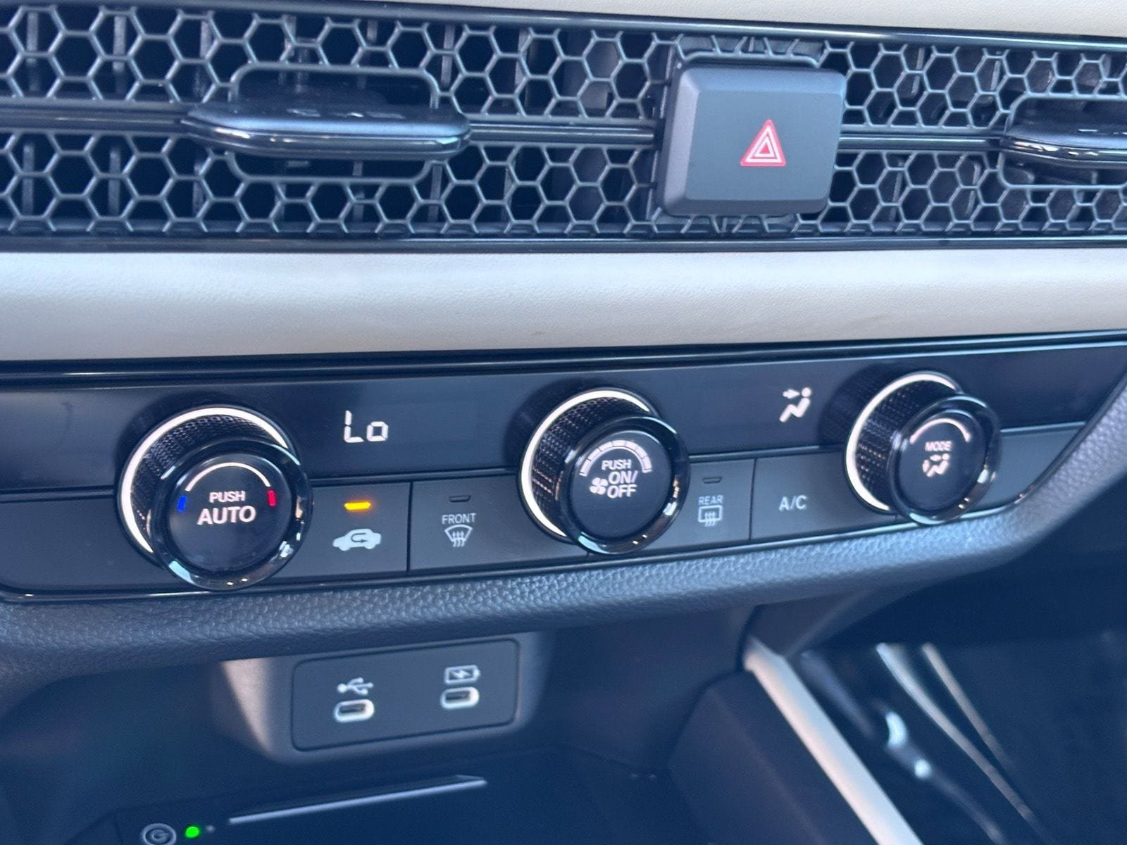 Certified 2026 Honda HR-V LX image 30