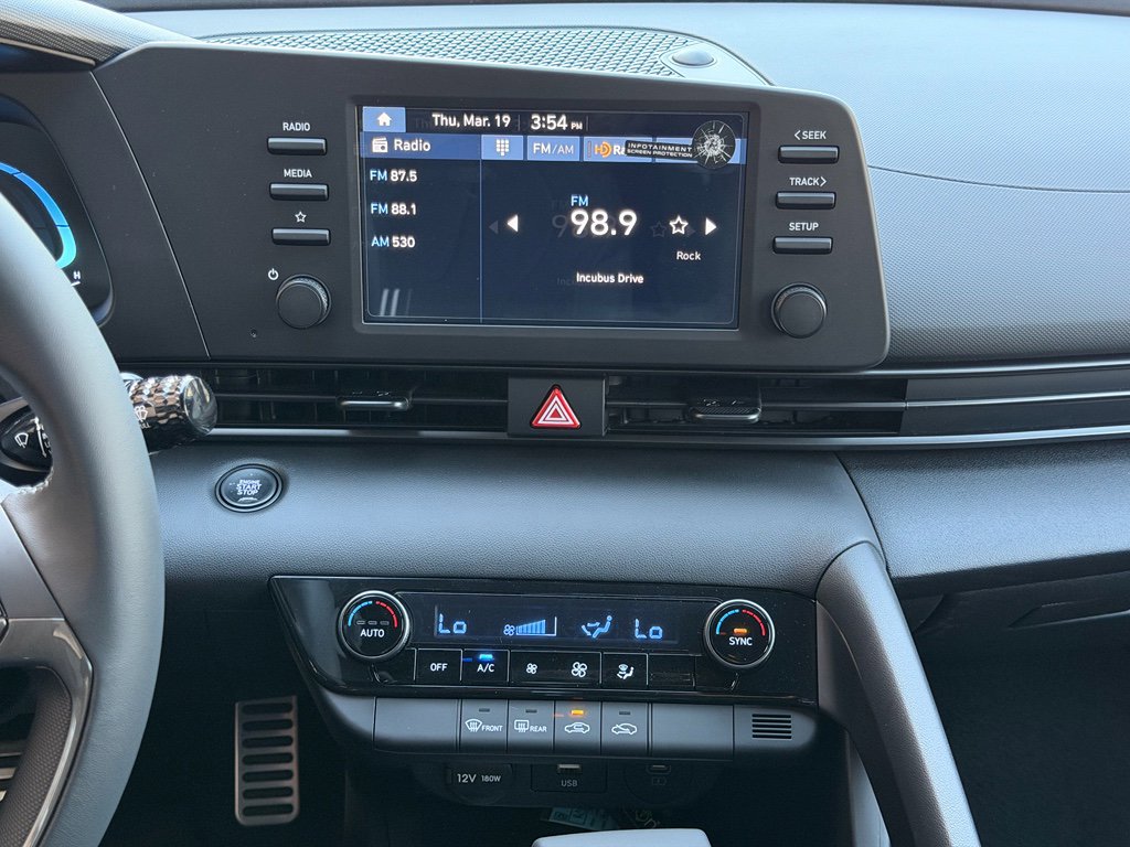 New 2026 Hyundai Elantra Sport FWD image 29