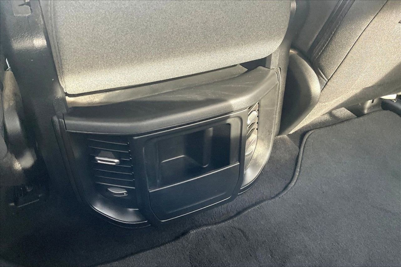 Used 2025 RAM 1500 Big Horn AWD/4WD image 16