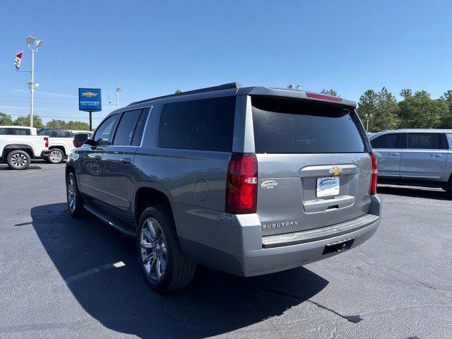 Used 2020 Chevrolet Suburban LT RWD image 5