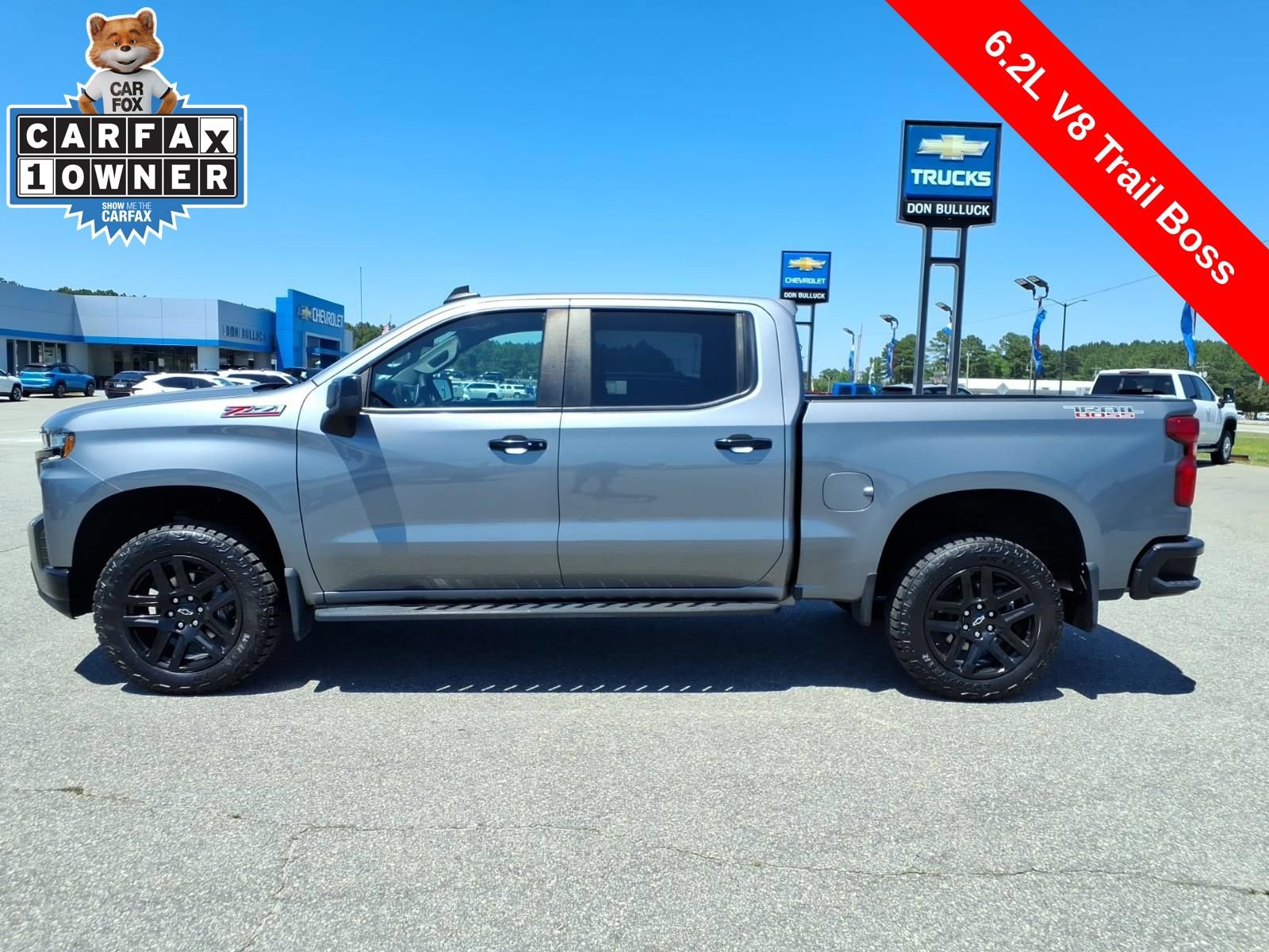 Used 2022 Chevrolet Silverado 1500 LT Trail Boss w/ Bed Protection Package AWD/4WD image 2