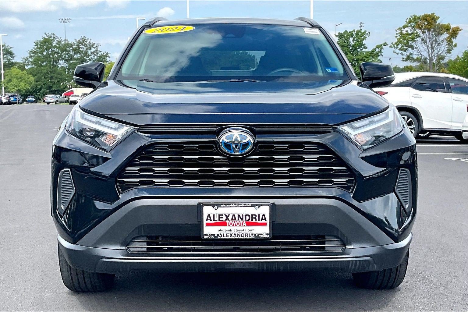Used 2024 Toyota RAV4 XLE w/ Weather Package AWD/4WD image 3