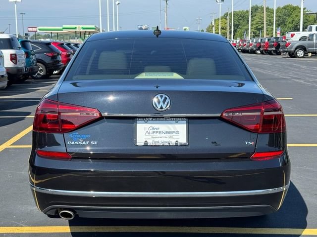 Used 2018 Volkswagen Passat 2.0T SE FWD image 4