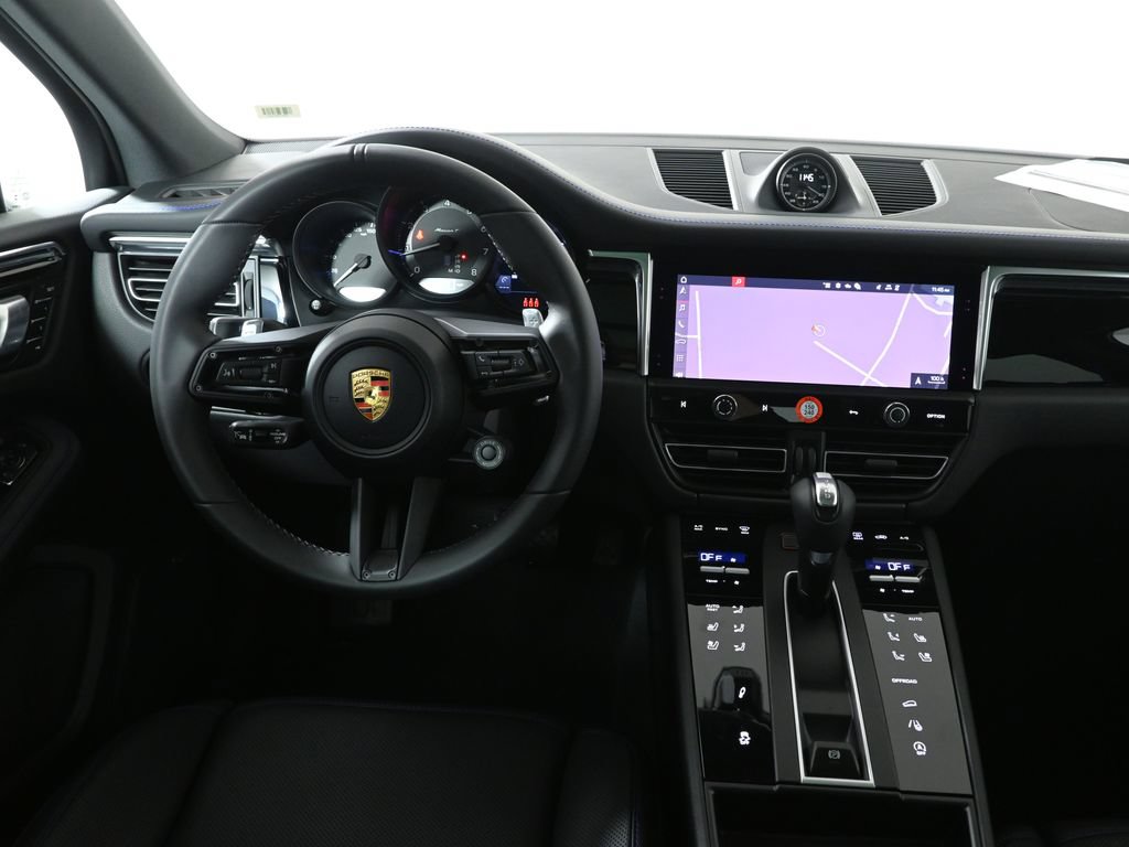 New 2026 Porsche Macan AWD/4WD image 17