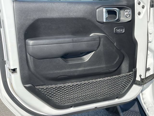 Used 2022 Jeep Wrangler Sport AWD/4WD image 14