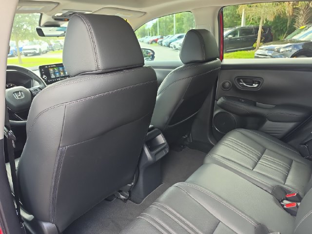Used 2024 Honda HR-V EX-L image 10