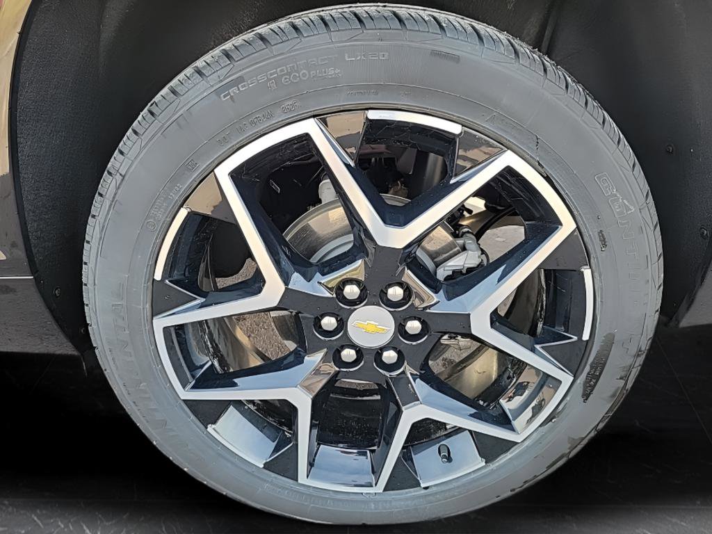 Used 2026 Chevrolet Traverse High Country image 9