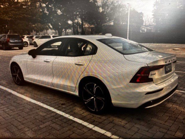 Used 2025 Volvo S60 B5 Plus image 2