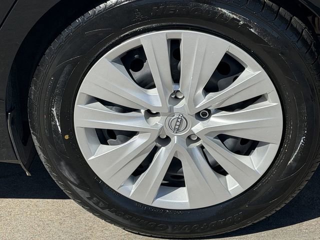 Used 2024 Nissan Sentra S FWD image 8