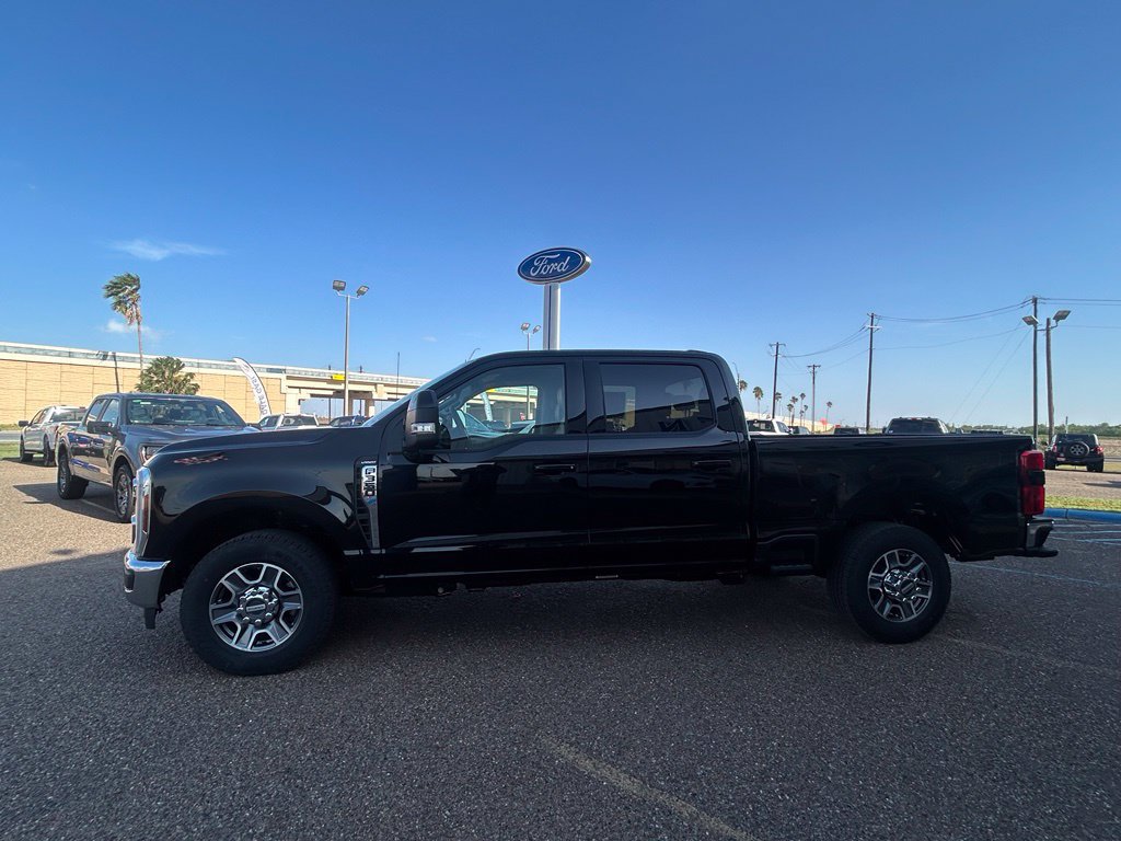 New 2027 Ford F350 Lariat w/ Camper Package RWD image 4