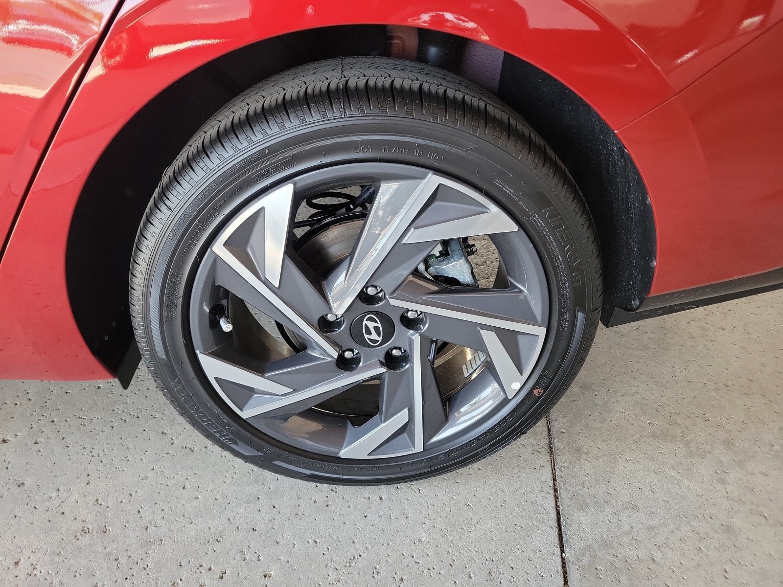New 2026 Hyundai Elantra Sport FWD image 22