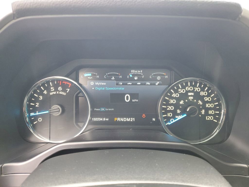 Used 2016 Ford F150 Lariat w/ Equipment Group 502A Luxury image 15