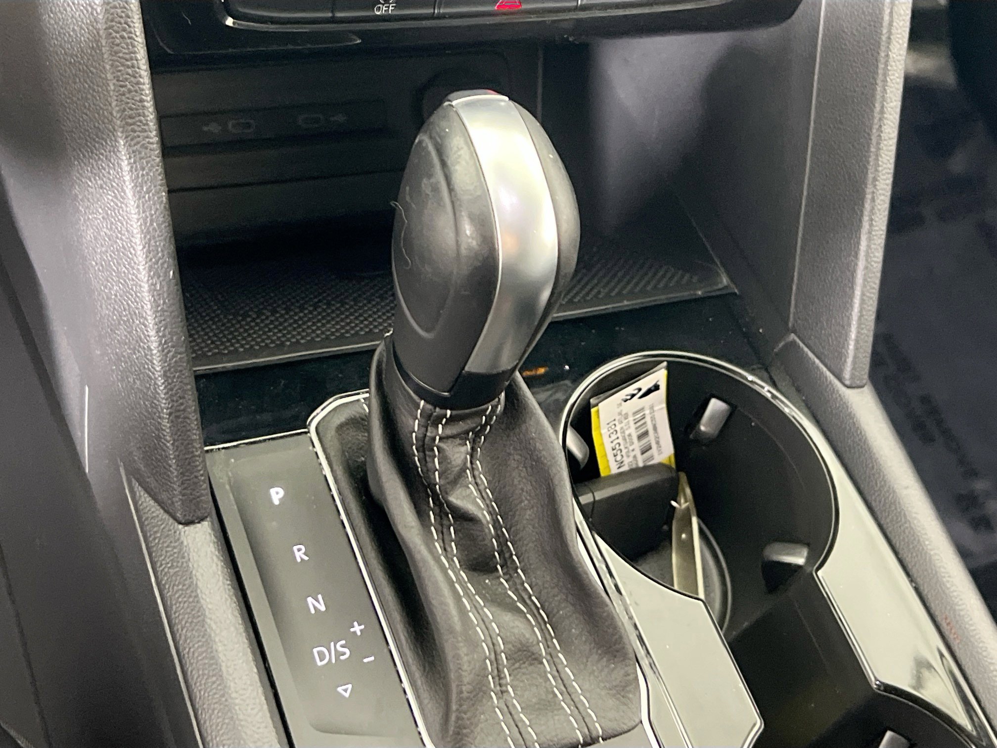 Used 2022 Volkswagen Atlas SE image 16