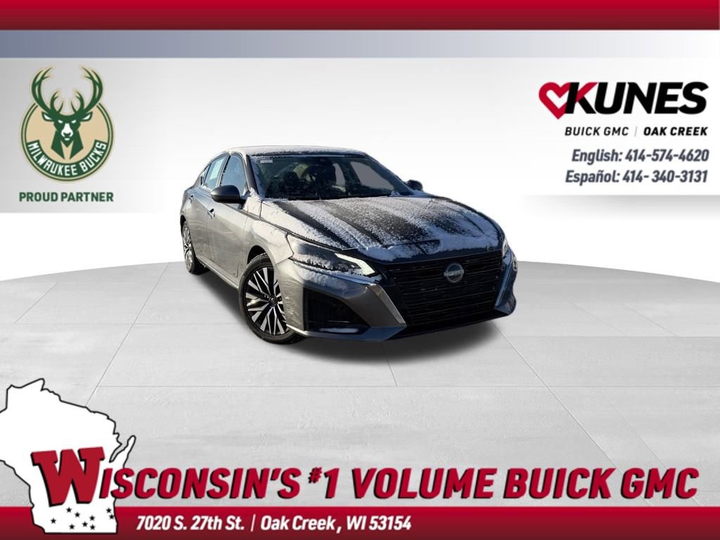 Used 2024 Nissan Altima 2.5 SV video 1