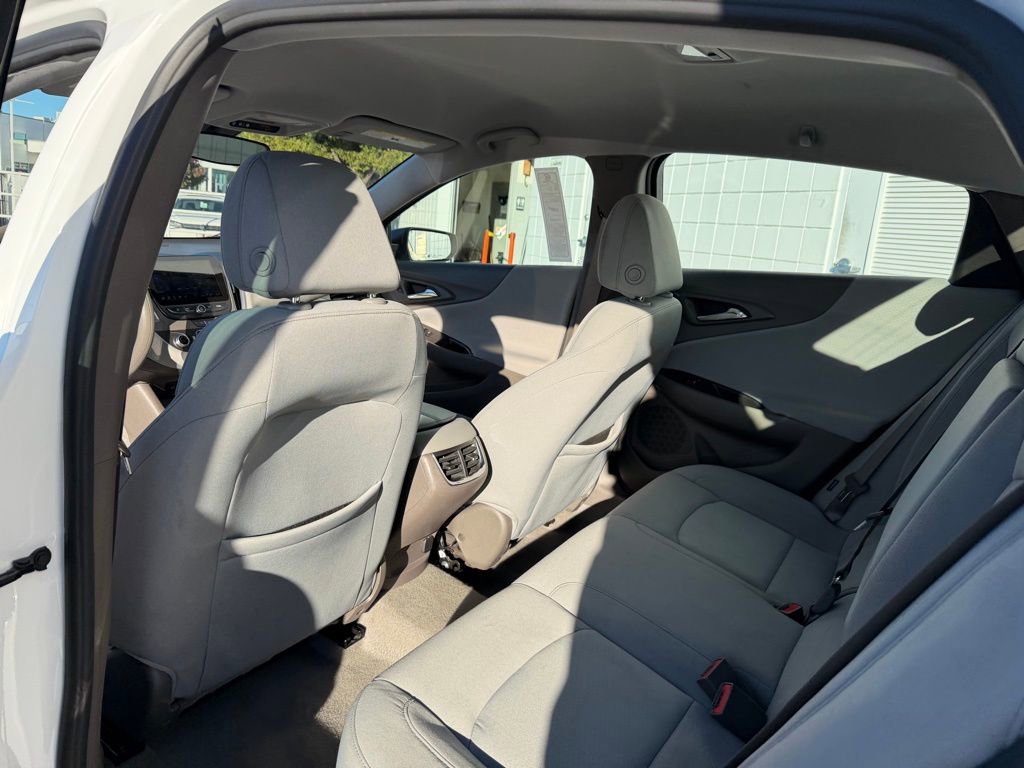 Used 2022 Chevrolet Malibu LT image 18