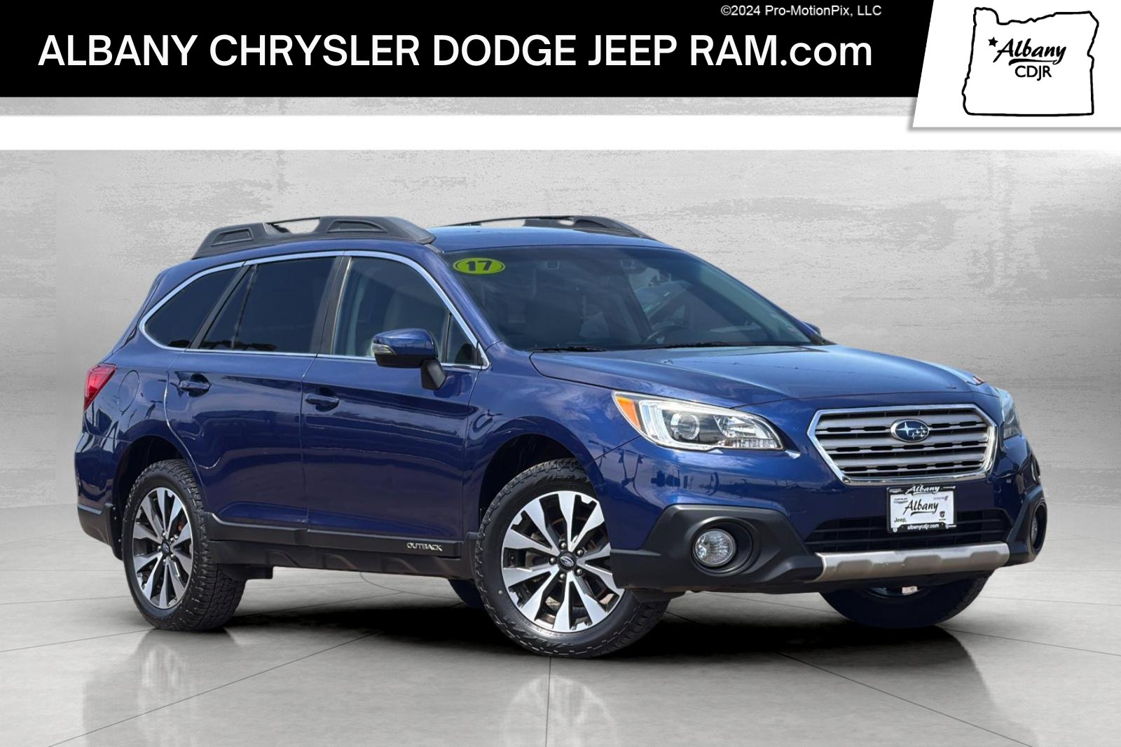 Used 2017 Subaru Outback 3.6R Limited AWD/4WD image 1