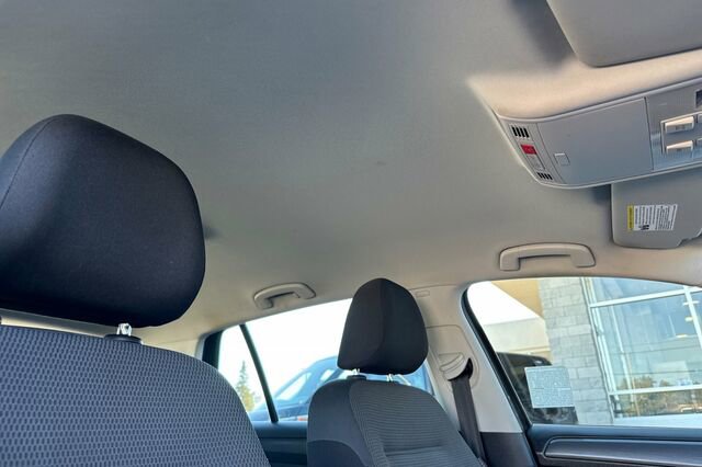 Used 2019 Volkswagen e-Golf SE w/ Driver Assistance Package image 17