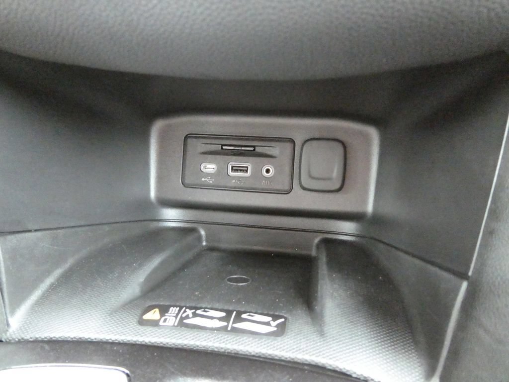 Certified 2024 Chevrolet Equinox Premier AWD/4WD image 29