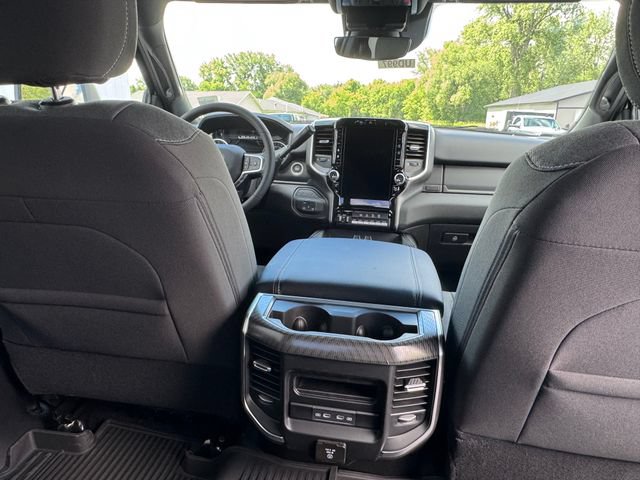 New 2026 RAM 2500 Big Horn AWD/4WD image 31