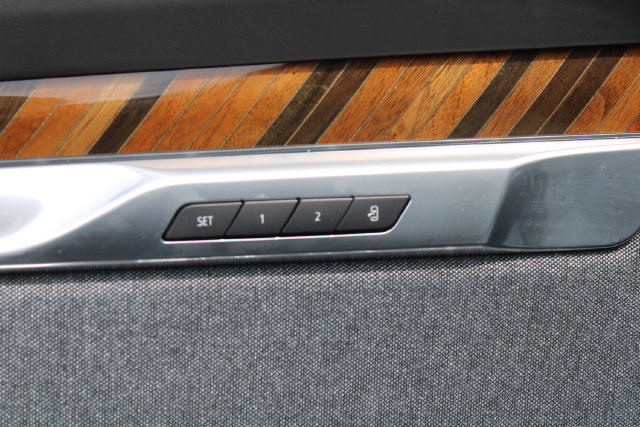 Used 2025 Cadillac Escalade Sport Platinum AWD/4WD image 12