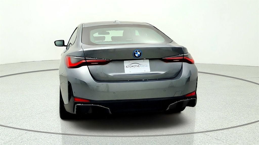 Used 2023 BMW i4 eDrive35 w/ Premium Package RWD image 6